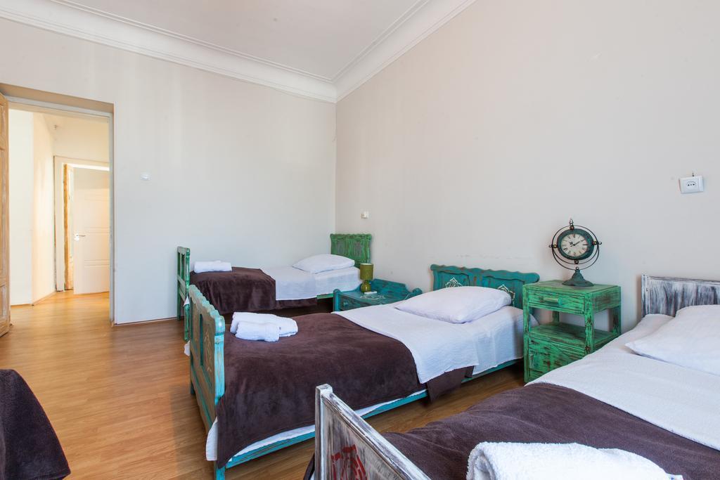 Sweet Home At Rustaveli Avenue Тбилиси Номер фото